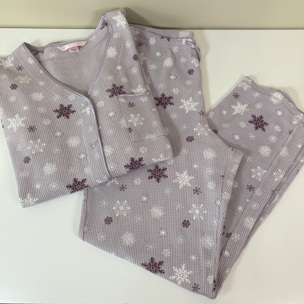 Victoria's Secret Waffle Knit Snowflake Pajama Set Thermal Loungewear Feminine